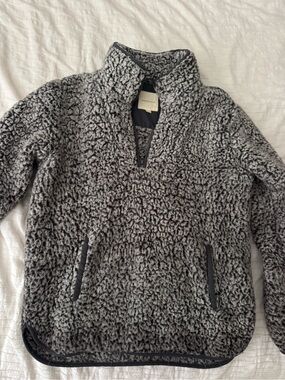 Gray Sherpa Quarter-Zip Pullover Fleece